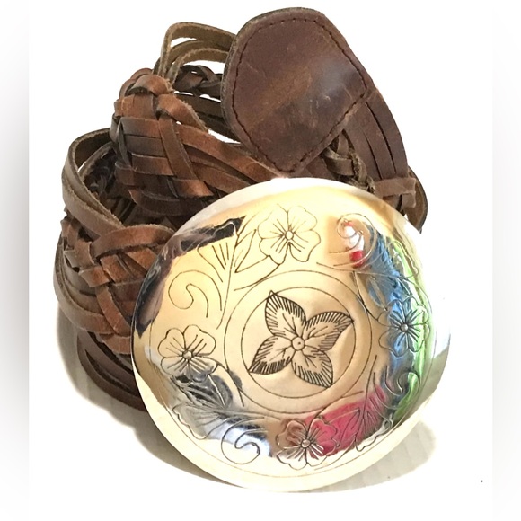 Vintage Genuine Leather Woven Belt Floral Engraved 4” Medallion Buckle Belt M/L - Picture 1 of 10